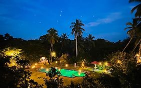 Crown Holiday Village Near Marawila